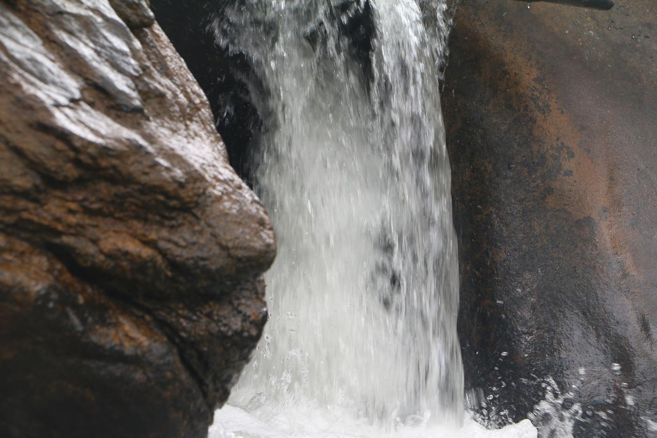 Girankiththa Eco Resort Kitulgala Exterior foto